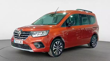 Renault Kangoo • 2022 • 19,000 km