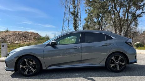 Honda Civic • 2018 • 107,700 km
