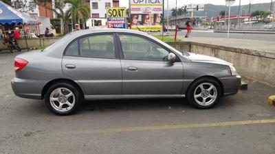 Kia Rio sedan • 2009 • 126,000 km
