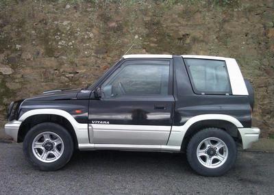 Suzuki Vitara • 1999 • 249,999 km