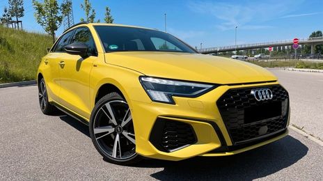 Audi A3 • 2021 • 18,700 km