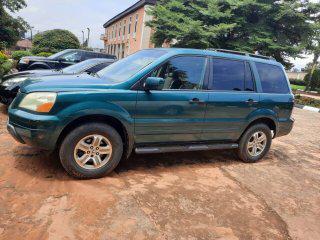 Honda Pilot • 2003 • 20,000 km