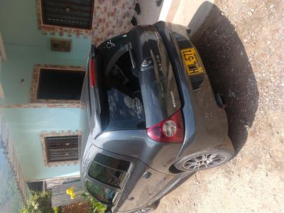 Renault Clio • 2015 • 90,000 km