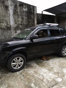 Hyundai Tucson • 2009 • 175,000 km