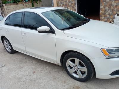 Volkswagen Jetta • 2013 • 86,000 km