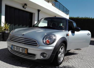 MINI Cooper • 2008 • 159,000 km