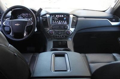 Chevrolet Suburban • 2017 • 12,000 km