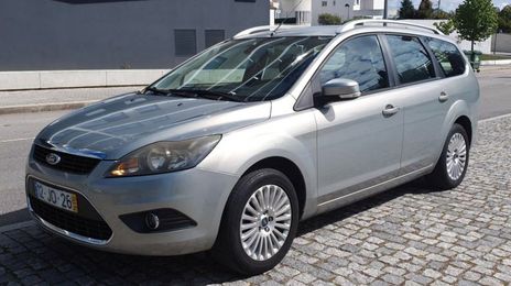 Ford Focus • 2010 • 200,000 km
