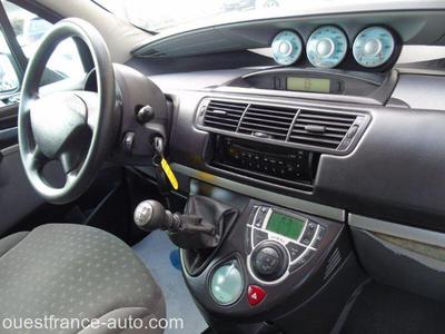 Peugeot 807 • 2005 • 277,842 km