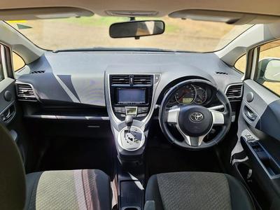 Toyota 4 Runner Limited • 2016 • 85,000 km