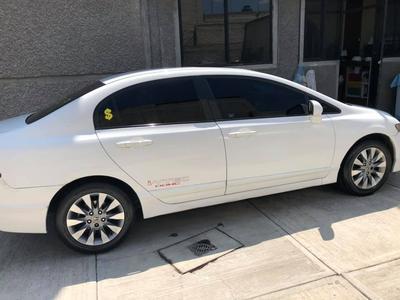 Honda Civic • 2009 • 104,000 km