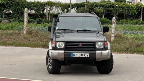 Mitsubishi Pajero • 1993 • 270,000 km