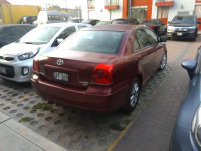 Toyota Avensis • 2005 • 186 km