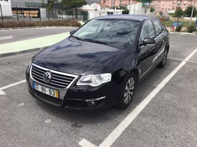Volkswagen Passat • 2009 • 215,000 km