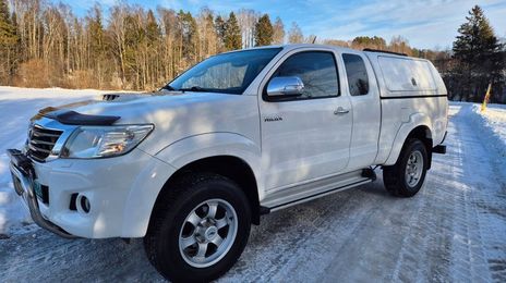 Toyota Hilux • 2014 • 242,134 km