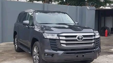 Toyota Land Cruiser • 2022 • 0 km