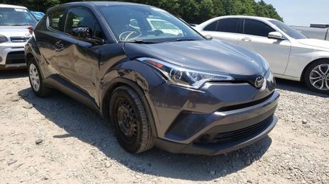 Toyota C-HR • 2019 • 0 km