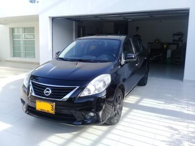 Nissan Versa • 2012 • 85,000 km