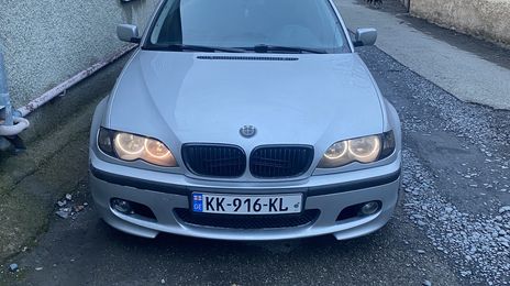 BMW 3 Series • 2002 • 245,000 km
