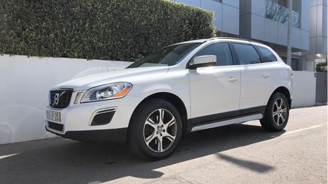 Volvo 460 • 2011 • 250,000 km