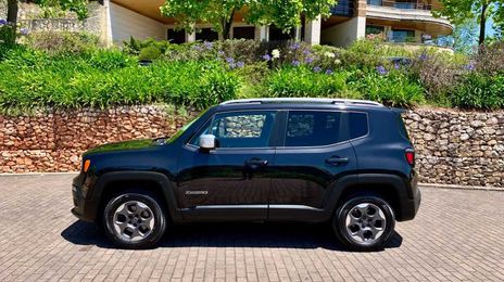 Jeep Renegade • 2015 • 99,000 km