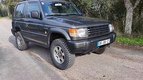 Mitsubishi Pajero • 1993 • 250,000 km