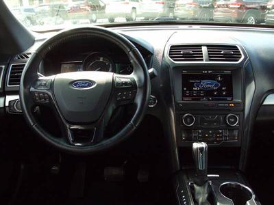 Ford Explorer • 2016 • 13,150 km