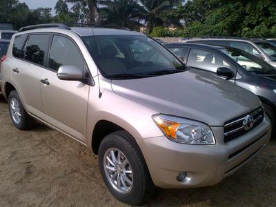 Toyota RAV4 • 2010 • 23,565 km