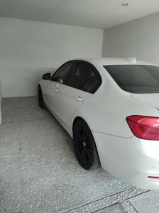 BMW i3 • 2018 • 32,000 km