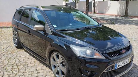 Ford Focus • 2009 • 173,000 km
