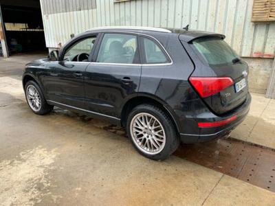 Audi Q5 • 2009 • 209,459 km