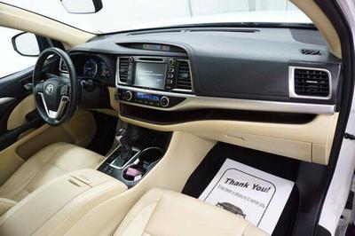 Toyota Highlander • 2019 • 16,500 km