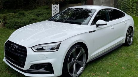 Audi A5 Sportback • 2019 • 33,490 km