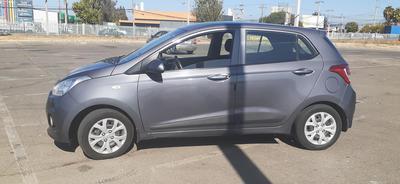 Hyundai i10 • 2016 • 110,000 km