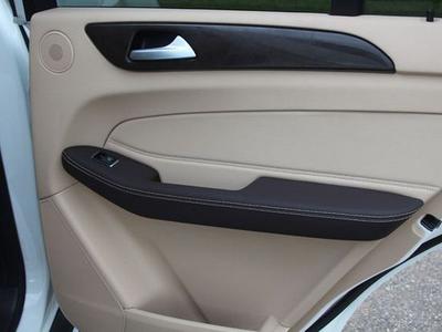 Mercedes-Benz 100 D • 2018 • 15 km