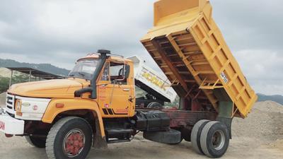 Nissan Urvan • 1989 • 4 km