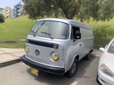 Volkswagen New Beetle • 1998 • 4,200 km