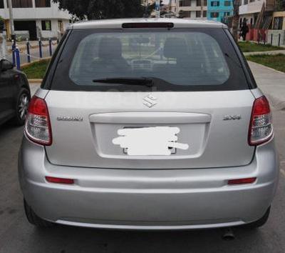 Suzuki SX4 • 2011 • 93,250 km