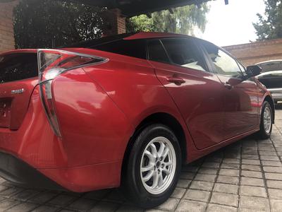 Toyota Prius • 2017 • 42,000 km