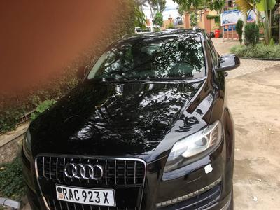 Audi Q7 • 2010 • 15,325 km