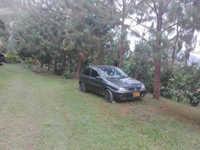 Chevrolet Corsa • 2004 • 90,000 km