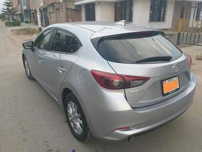 Mazda 3 • 2018 • 14,569 km