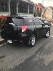 Toyota RAV4 • 2011 • 165,000 km