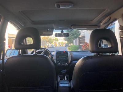 Toyota RAV4 • 2005 • 150,000 km