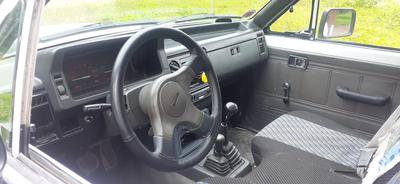 Mazda B2500 • 1993 • 123,000 km