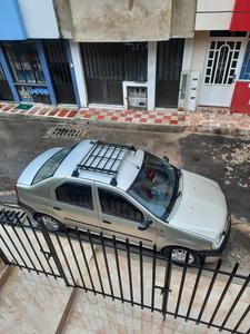 Renault Logan • 2008 • 153,000 km