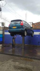 Mazda 5 • 2008 • 166,000 km