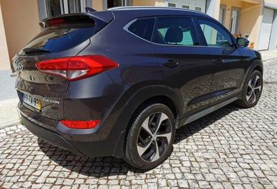 Hyundai Tucson • 2017 • 42,000 km