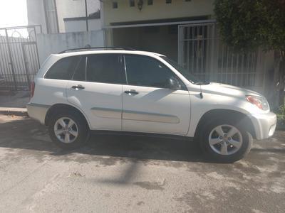 Toyota RAV4 • 2005 • 600,001 km