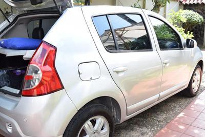 Renault 10 • 2010 • 210,300 km